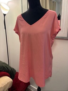 Express V-Neck Short Sleeve Tunic Top - Coral Pink